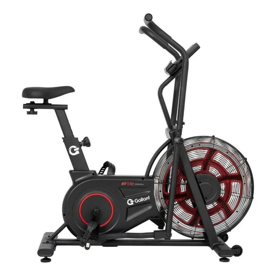 Air bike Gallant Essential preta com detalhes vermelhos vista de lado, com ventilador e hastes