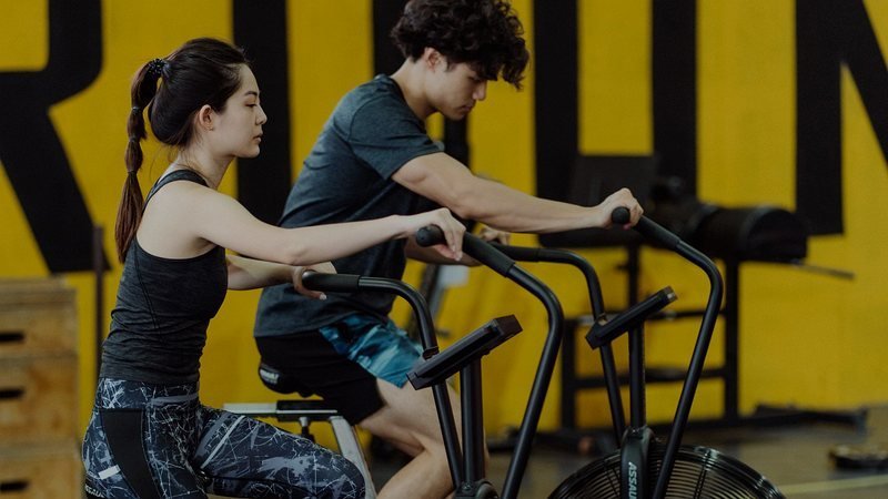 Bicicleta ergométrica profissional